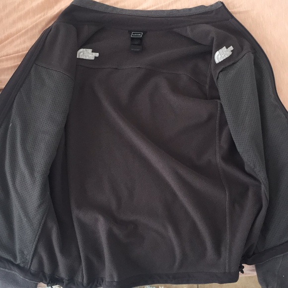 North face jacket - Picture 3 of 3